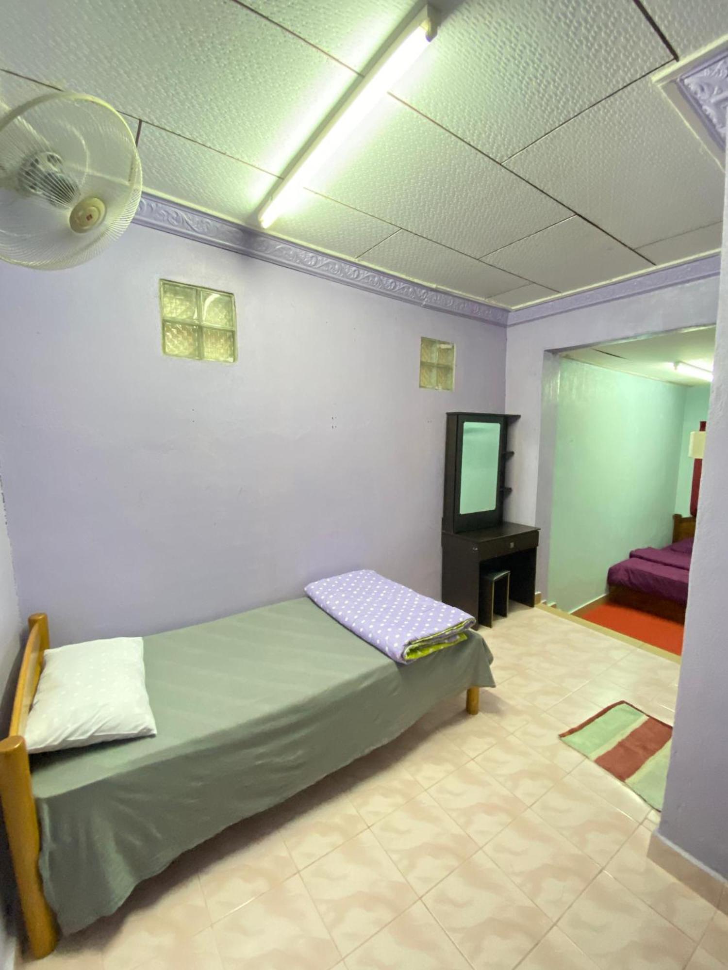 Teratak Tiga Homestay Padang Besar Kaki Bukit Exterior photo